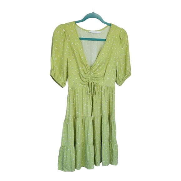 LUSH Sz S Tiered Ruffle Babydoll Mini Dress Ditsy Celery NWOT - Picture 3 of 10